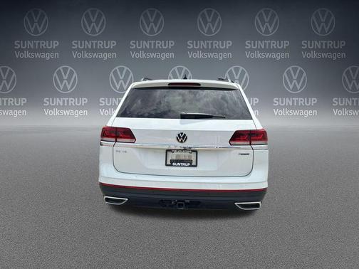Pure White 2023 Volkswagen Atlas 3.6L SE w/Technology