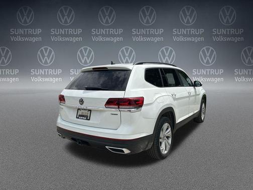 Pure White 2023 Volkswagen Atlas 3.6L SE w/Technology