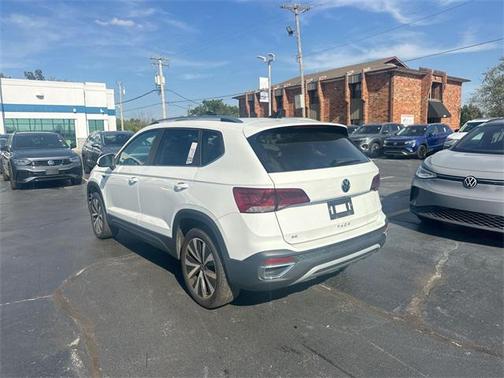 2023 Volkswagen Taos 1.5T SE