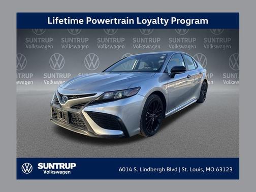 2022 Toyota Camry Nightshade Edition Hybrid