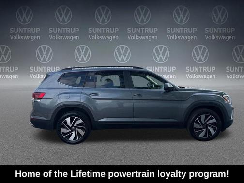 Platinum Gray Metallic 2025 Volkswagen Atlas 2.0T SE w/Technology