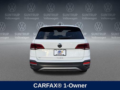 2024 Volkswagen Taos 1.5T SE