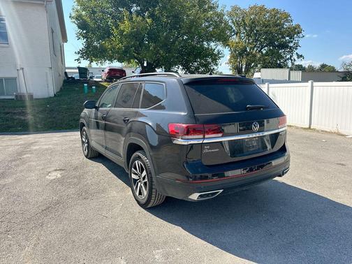 2023 Volkswagen Atlas 2.0T SE