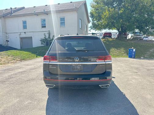 2023 Volkswagen Atlas 2.0T SE