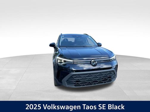 2025 Volkswagen Taos 1.5T SE Black