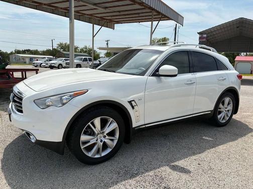 2016 INFINITI QX70 Base