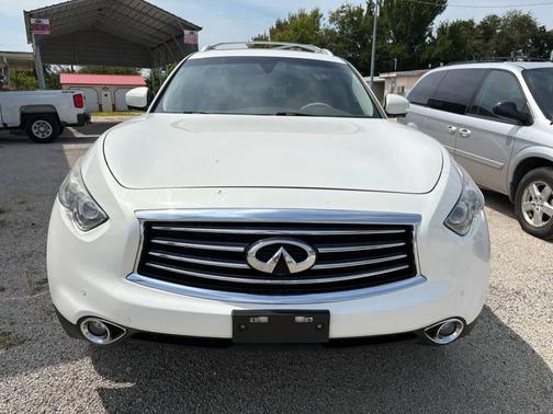 2016 INFINITI QX70 Base