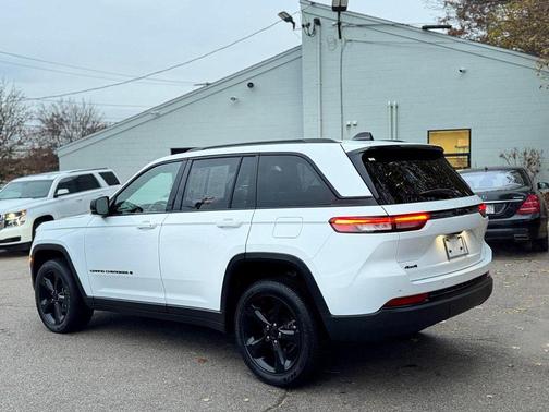 2024 Jeep Grand Cherokee Altitude