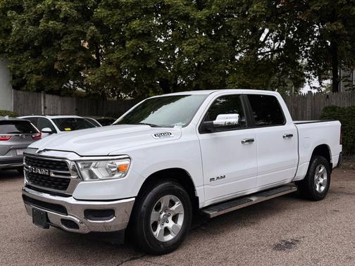 Bright White Clearcoat 2023 RAM 1500 Big Horn