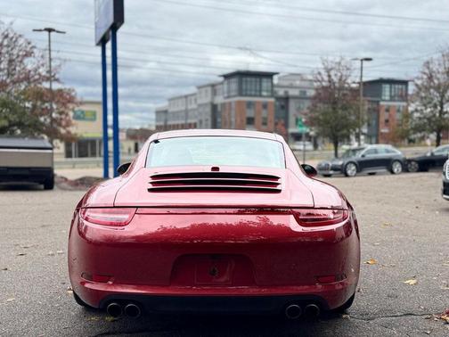 2013 Porsche 911 Carrera 4S