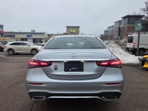 2022 Mercedes-Benz E-Class E 350