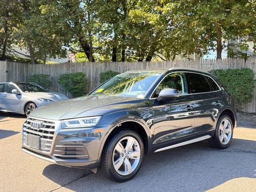 2018 Audi Q5 2.0T Premium Plus