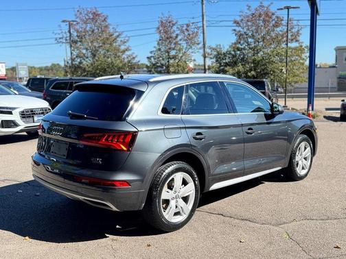 2018 Audi Q5 2.0T Premium Plus