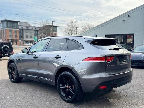 2018 Jaguar F-PACE 20d R-Sport