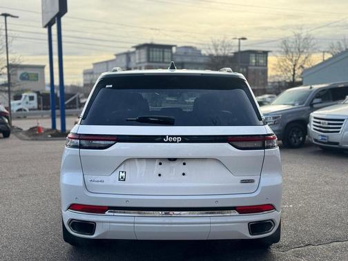 2024 Jeep Grand Cherokee Overland