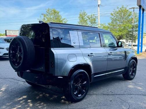 2023 Land Rover Defender X-Dynamic SE