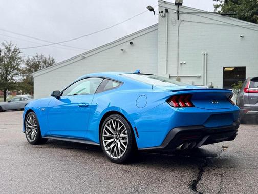 2025 Ford Mustang GT Premium