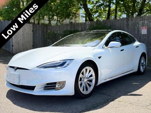 2016 Tesla Model S 90D
