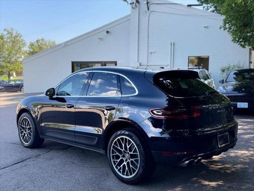 2016 Porsche Macan S