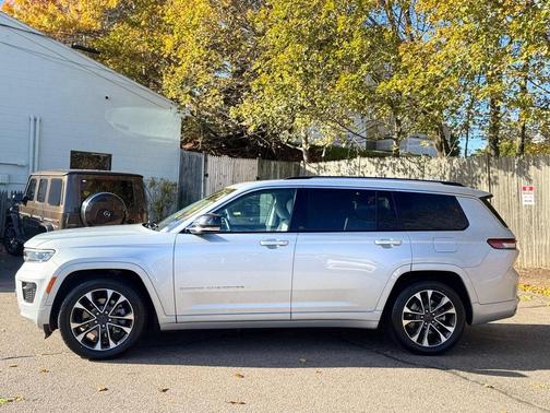 2021 Jeep Grand Cherokee L Overland
