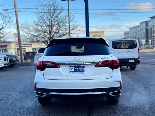 2017 Acura MDX 3.5L w/Advance Package
