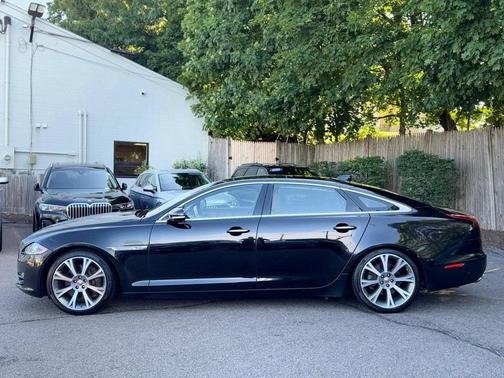 2019 Jaguar XJ Supercharged