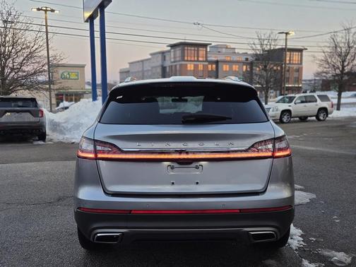 2023 Lincoln Nautilus Reserve