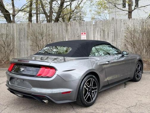 2022 Ford Mustang EcoBoost Premium