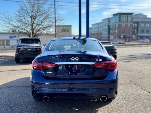 2023 INFINITI Q50 Base