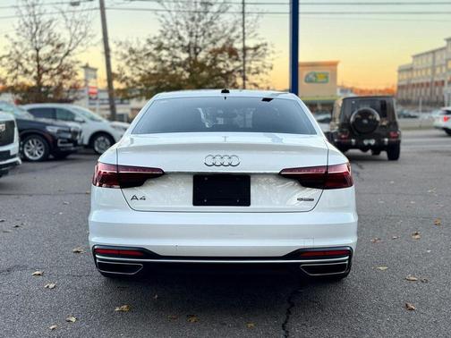 2022 Audi A4 40 Premium