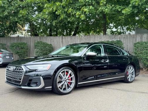 2023 Audi S8 4.0T