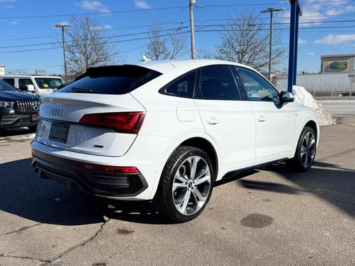 2023 Audi Q5 45 S line Prestige