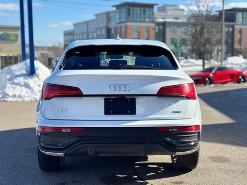 2023 Audi Q5 45 S line Prestige