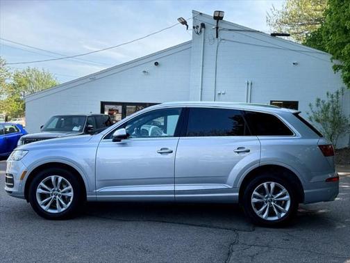 2019 Audi Q7 55 Premium Plus