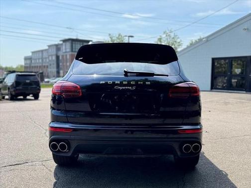 2017 Porsche Cayenne S