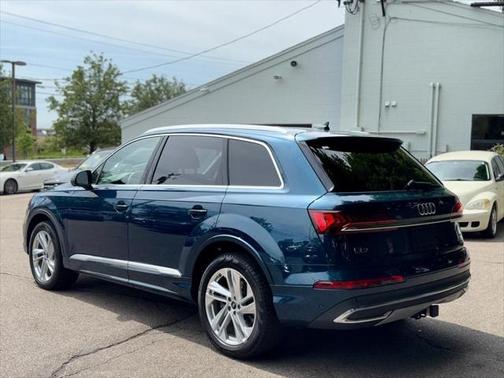 2022 Audi Q7 55 Premium Plus