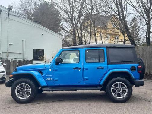 2022 Jeep Wrangler Unlimited Sahara