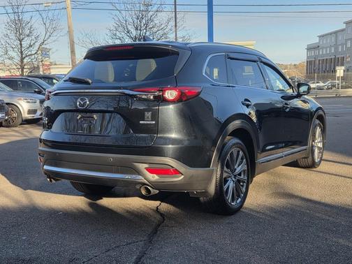 2022 Mazda CX-9 Signature