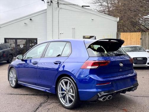 2024 Volkswagen Golf R 2.0T Manual