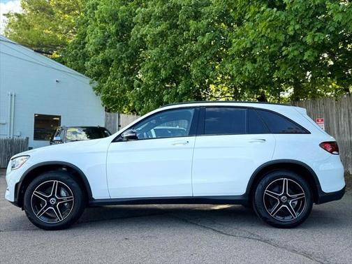 2022 Mercedes-Benz GLC 300 4MATIC
