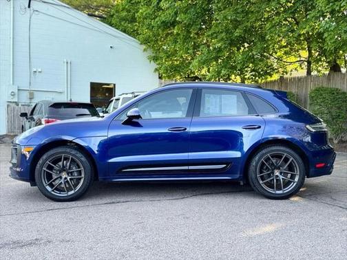 2023 Porsche Macan Turbo