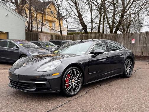 Gray 2017 Porsche Panamera 4S