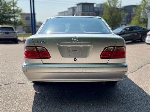 2002 Mercedes-Benz E-Class E 320