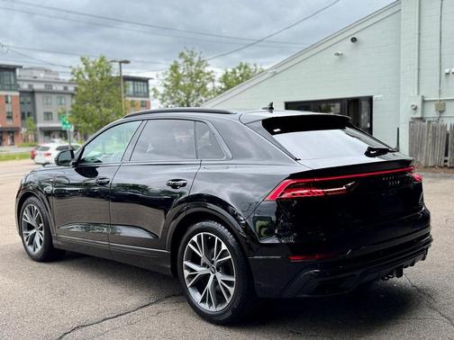 2023 Audi Q8 55 Prestige