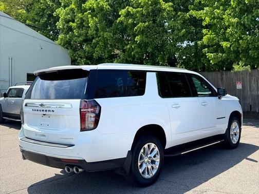 2024 Chevrolet Suburban Premier