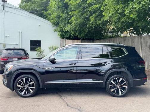2024 Volkswagen Atlas 2.0T SEL Premium R-Line 4MOTION