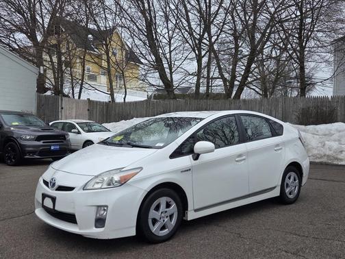 2010 Toyota Prius III