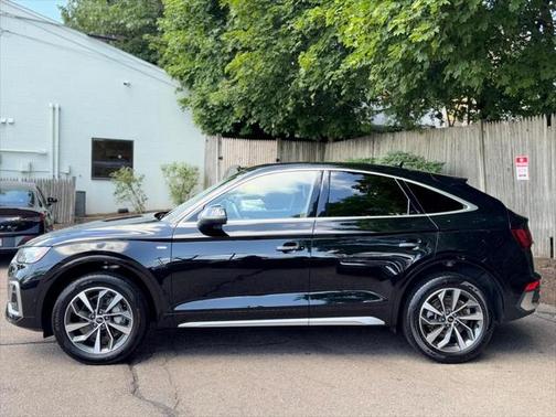 2022 Audi Q5 45 S line Prestige