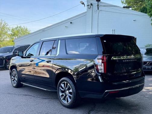 2021 Chevrolet Suburban LT