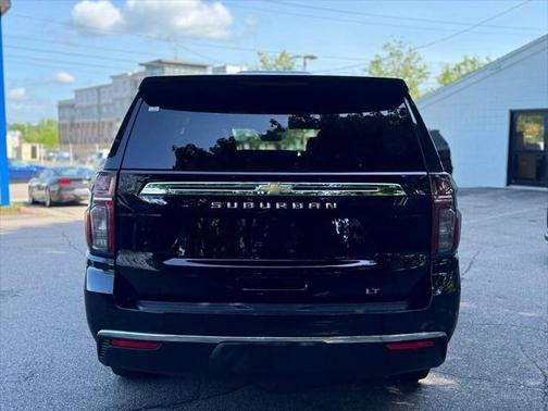 2021 Chevrolet Suburban LT